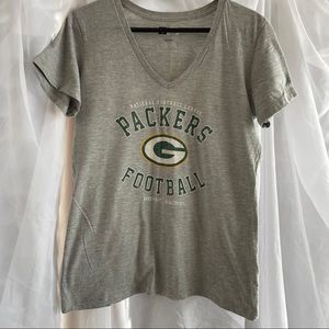 NFL Greenbay Packers Football V-Neck Tee XL